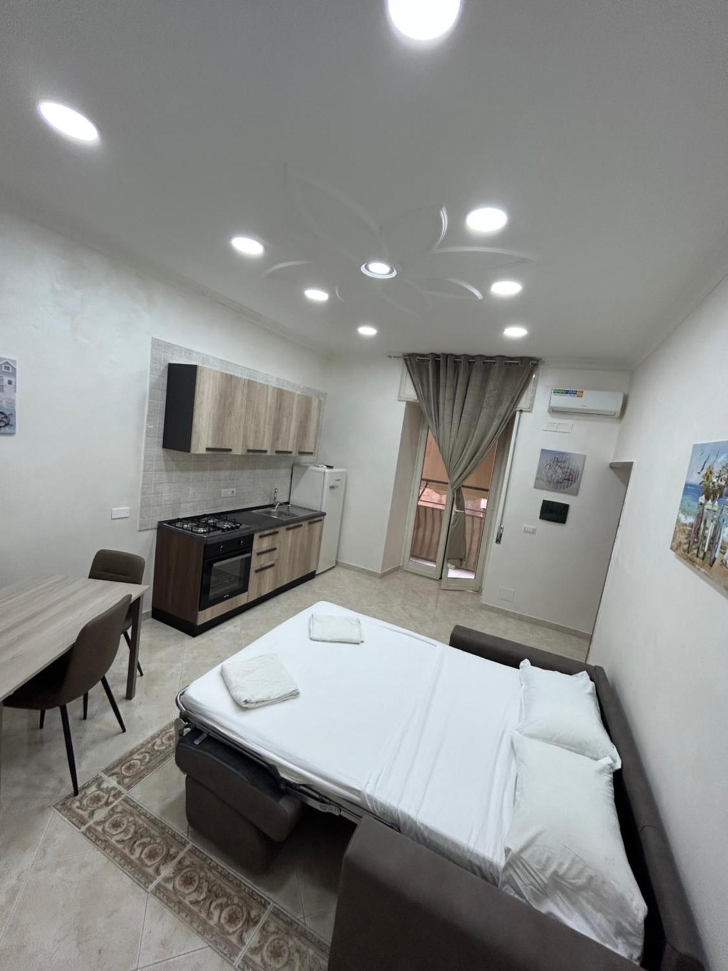 Dora House Valentino Neapel